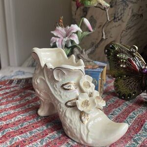 Elegant Cream Ceramic Shoe planter